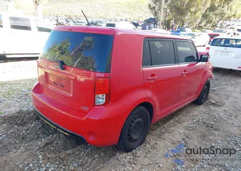 2014 Scion Xb z USA, uszkodzony, nr VIN JTLZE4FE0EJ052088